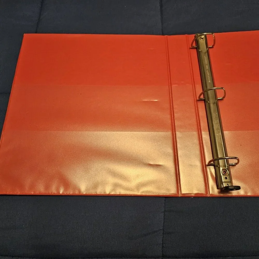 Avery red binder 1